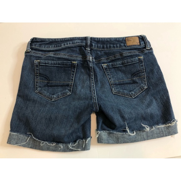 American Eagle Low Rise Favorite Boyfriend Mid Length Denim Shorts - Picture 8 of 13
